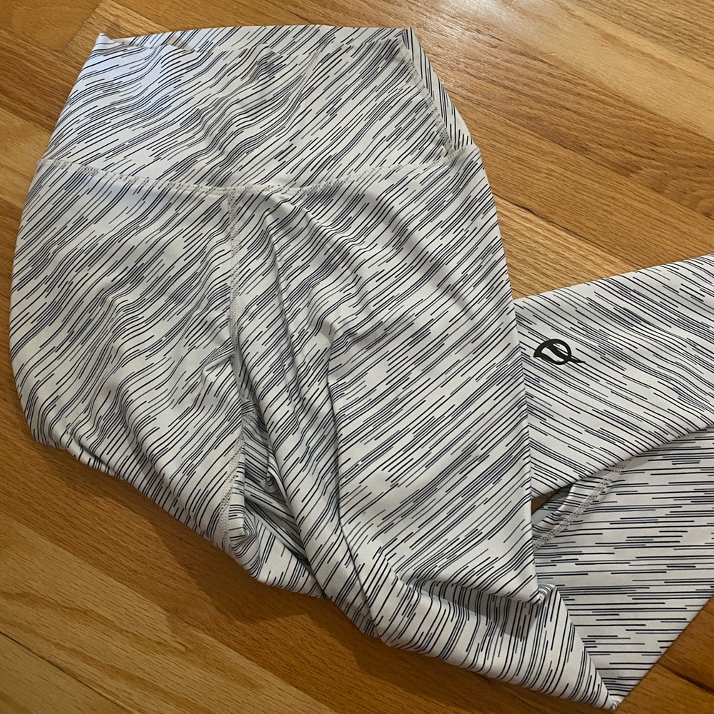 PTULA leggings with gray detail